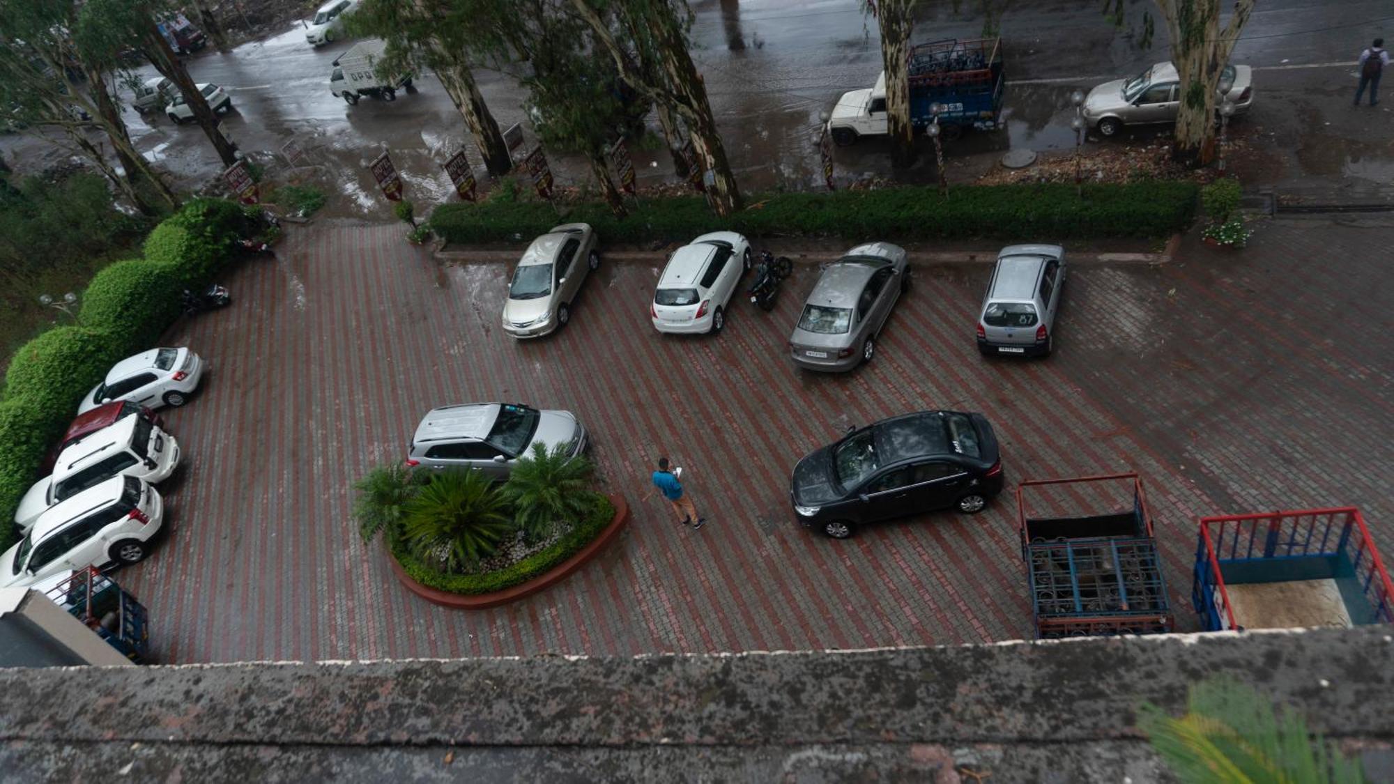 Hotel Mg Regency Baddi Exterior foto
