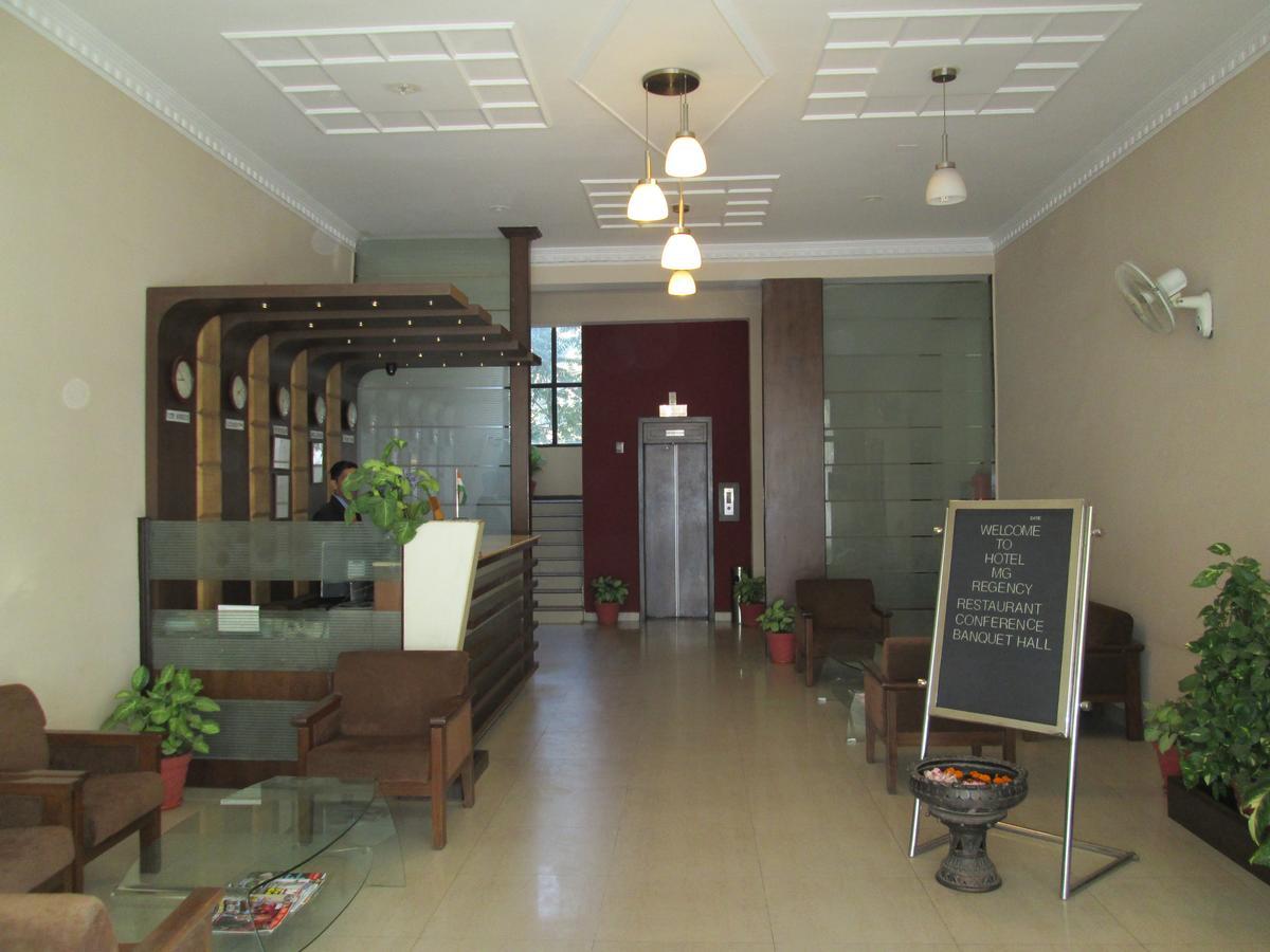 Hotel Mg Regency Baddi Exterior foto